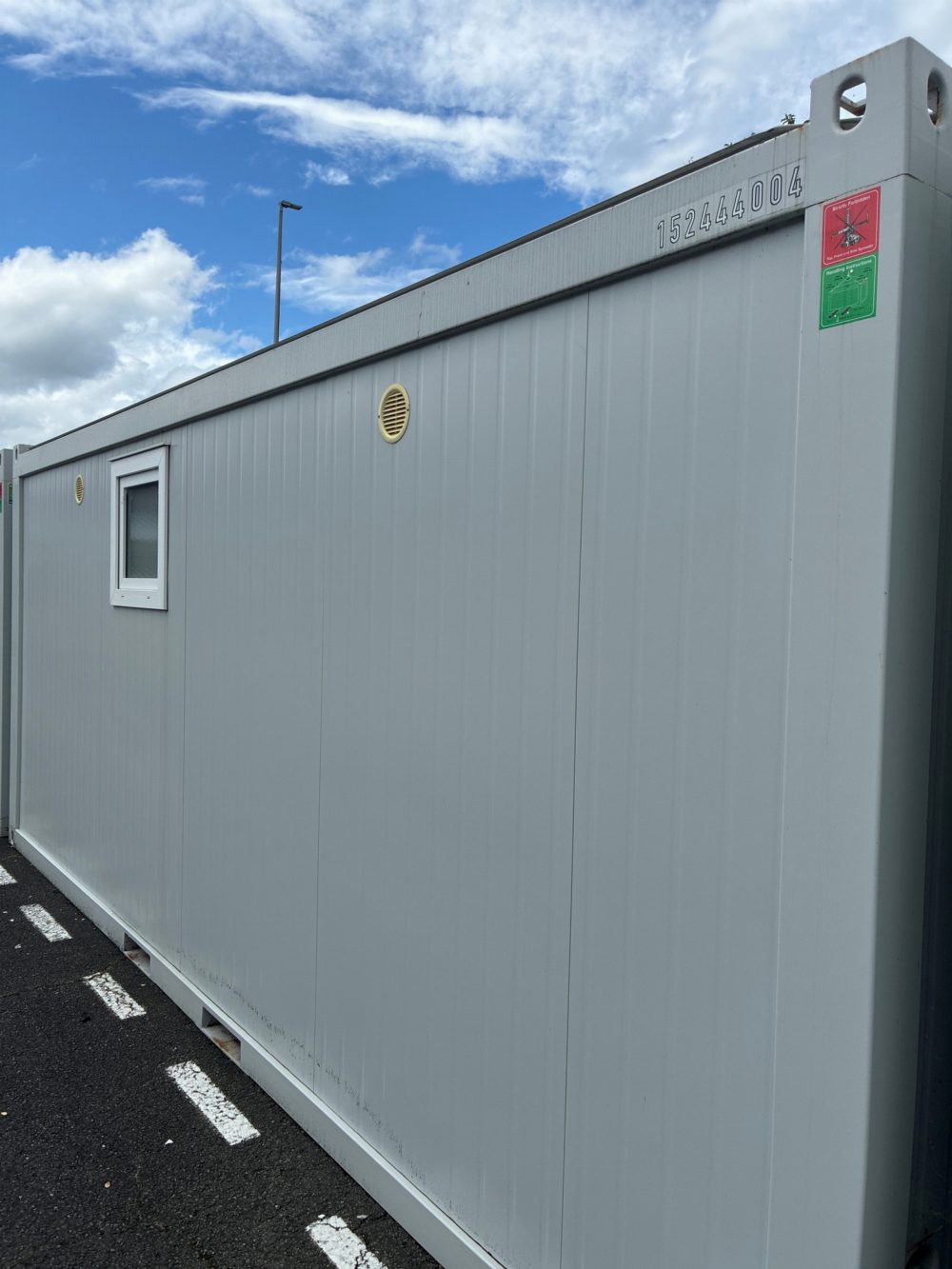 Sanitärcontainer 20'