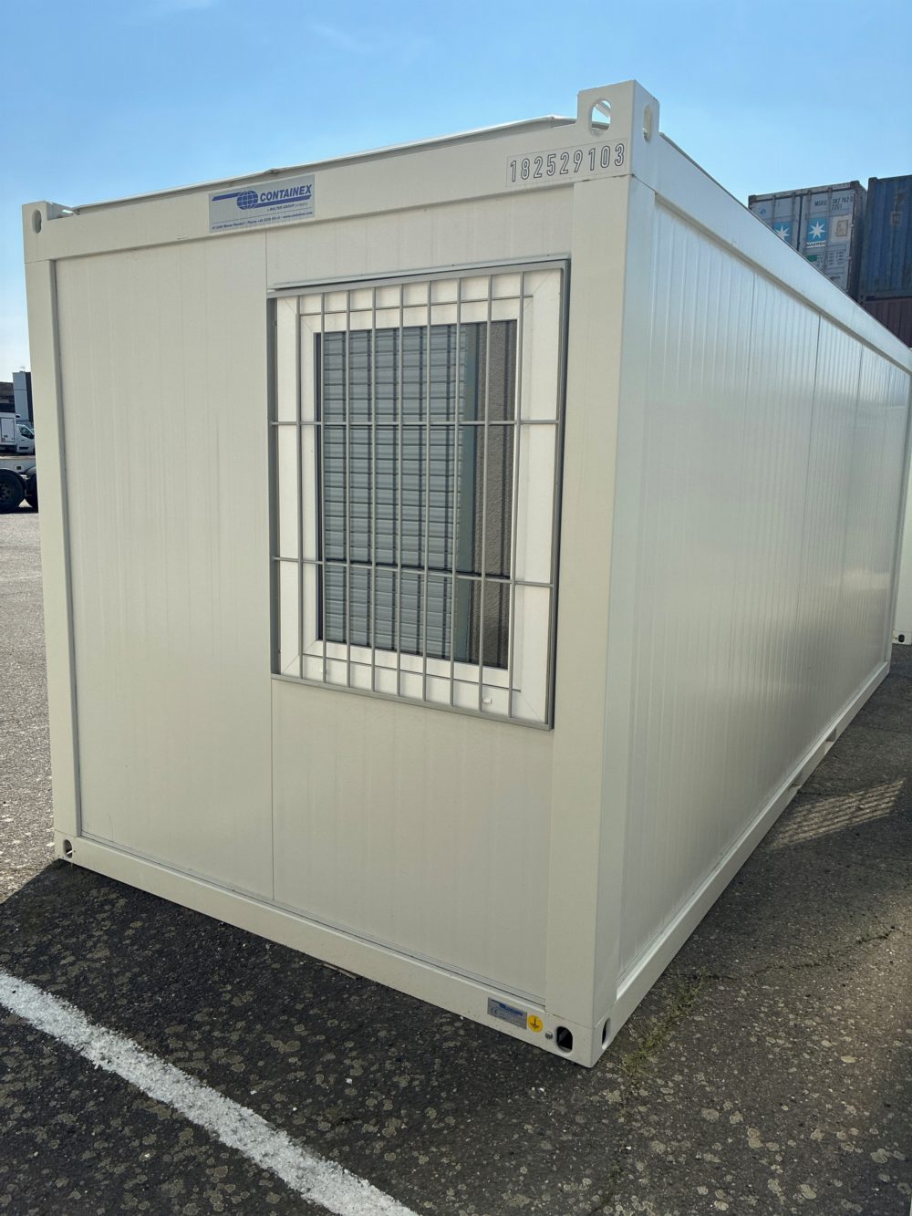 Bürocontainer CONTAINEX BASIC Line 20'