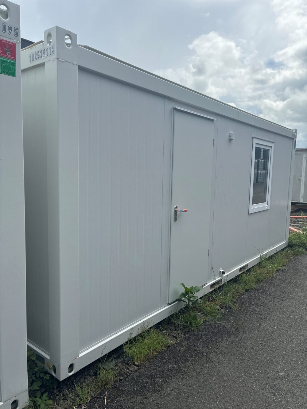 Bürocontainer CONTAINEX BASIC Line 20'