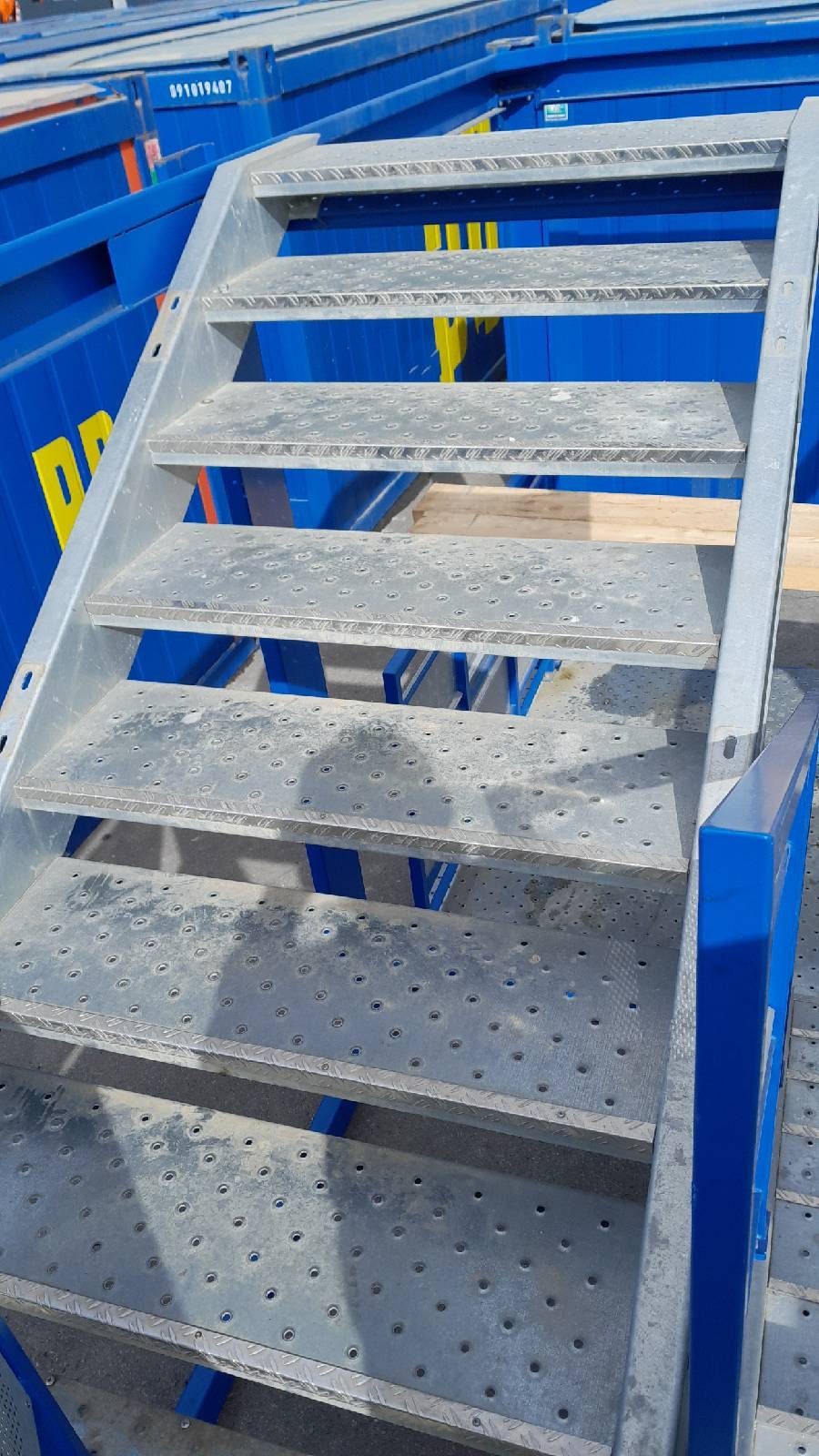 Außentreppencontainer 20' "CLASSIC", gebraucht 