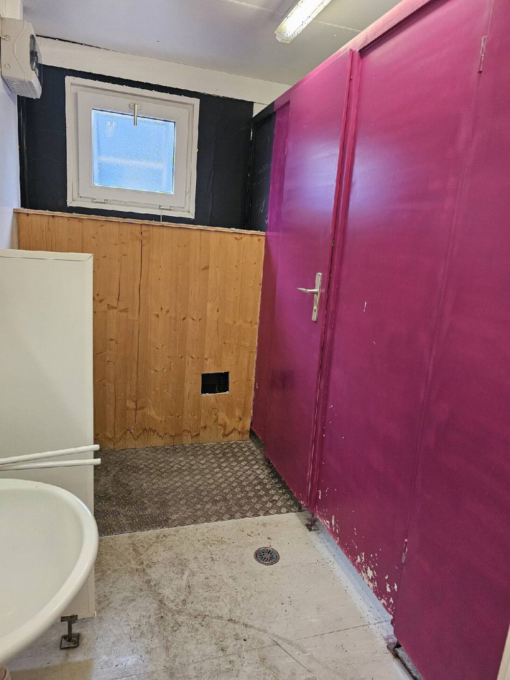 Sanitärcontainer 20', gebraucht