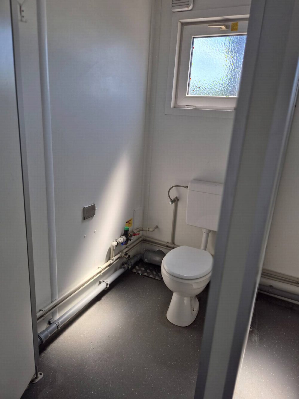 Sanitärcontainer 20', gebraucht