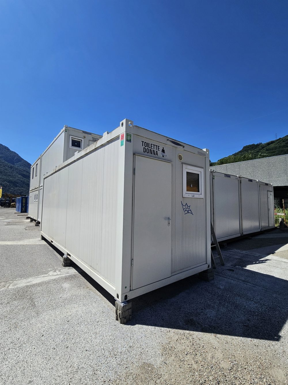 Sanitärcontainer 24', gebraucht