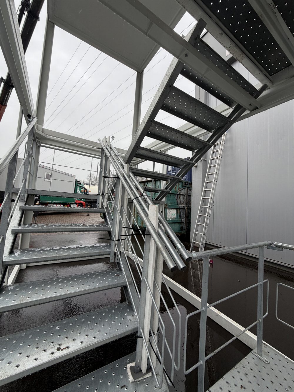 6x16' Gebrauchtcontaineranlage